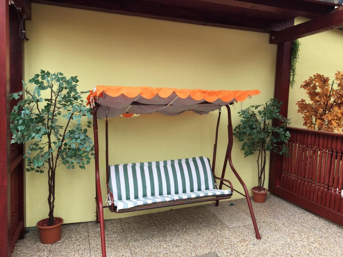 Apartament Privat Daniela Štrba Zewnętrze zdjęcie